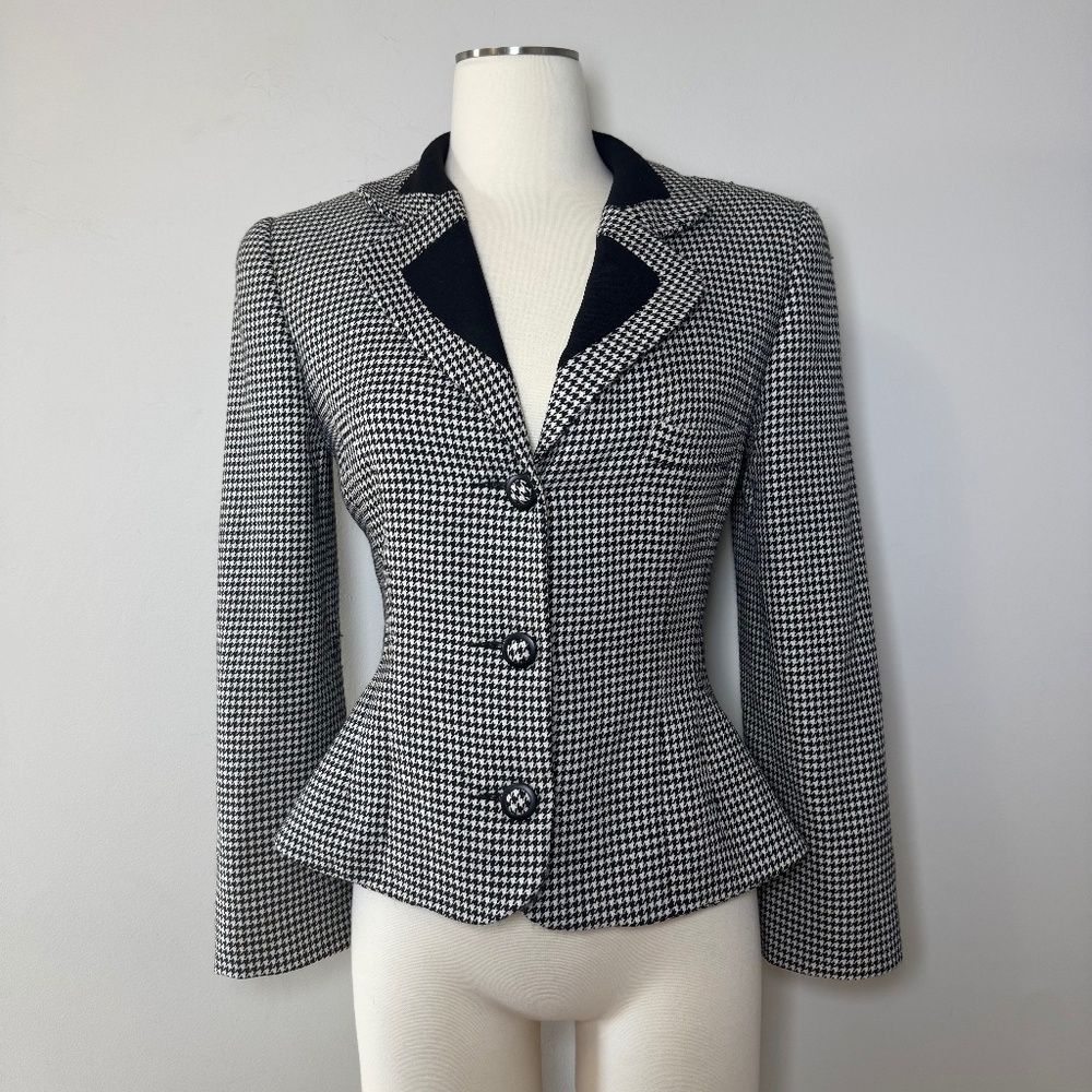 Vintage Wayne Clark  Black and White Houndstooth Blazer Size 2